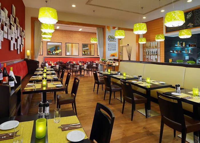 Courtyard By Marriott Center 4*