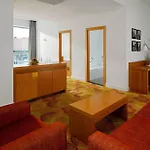 Hotel Courtyard By Marriott Center 4*