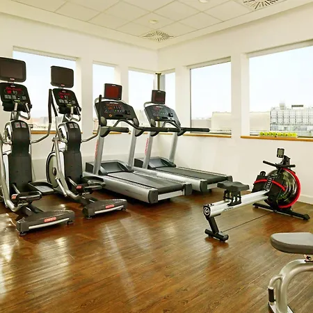 Courtyard By Marriott Center Szálloda