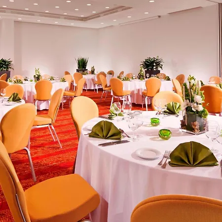 Szálloda Courtyard By Marriott Center 4*