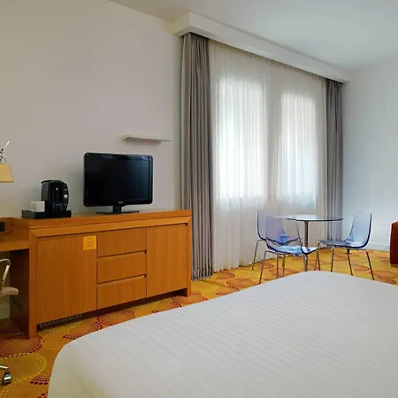Szálloda Courtyard By Marriott Center Budapest