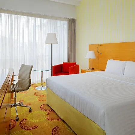 Courtyard By Marriott Center