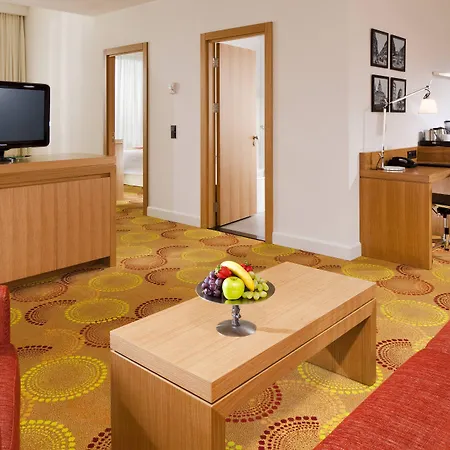 Courtyard By Marriott Center 4*