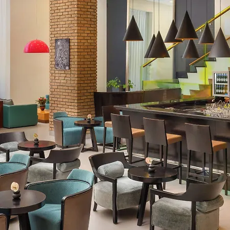 Courtyard By Marriott Center 4*
