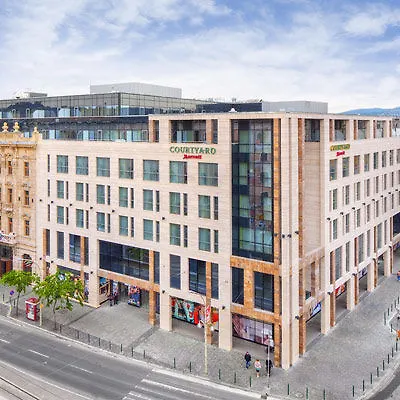Szálloda Courtyard By Marriott Center 4*