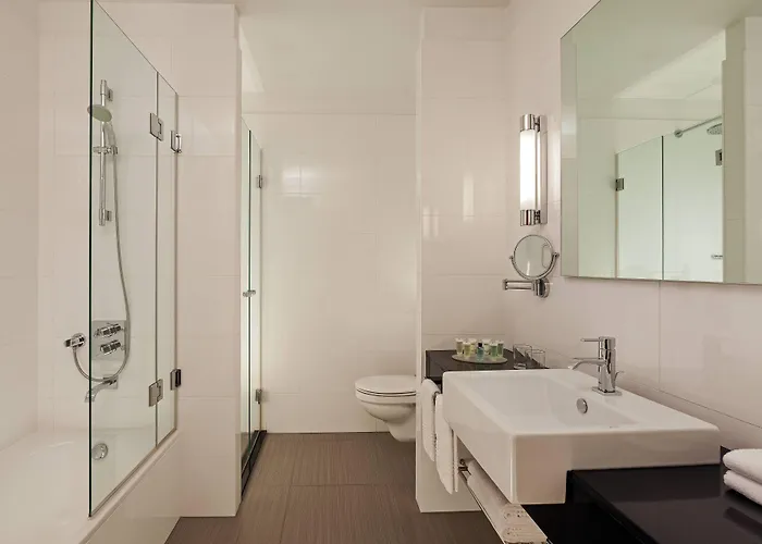 מלון Courtyard By Marriott Center