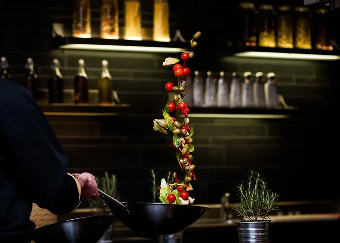 Courtyard By Marriott Center