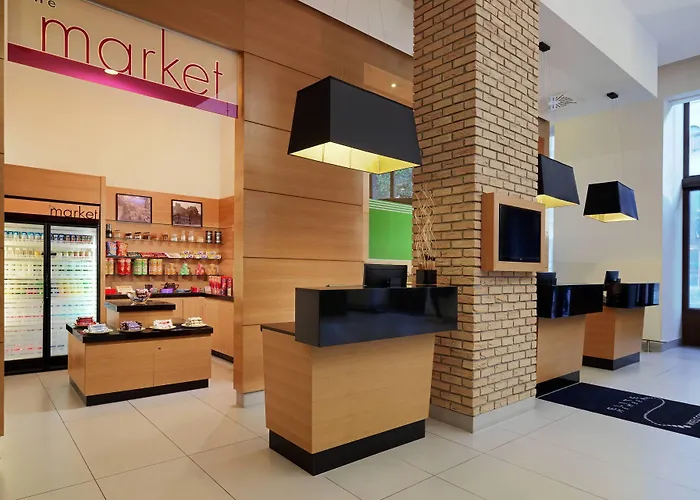 מלון Courtyard By Marriott Center בודפשט