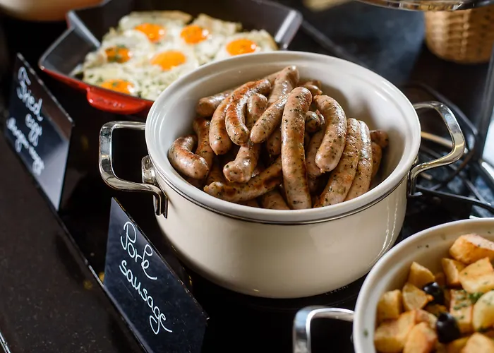 Courtyard By Marriott Center מלון בודפשט