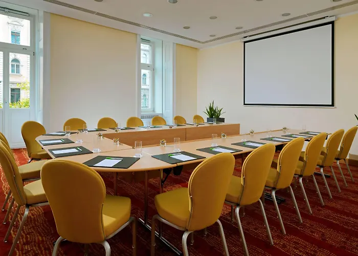 מלון Courtyard By Marriott Center