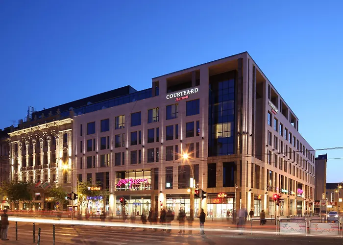 Courtyard By Marriott Center 4* בודפשט