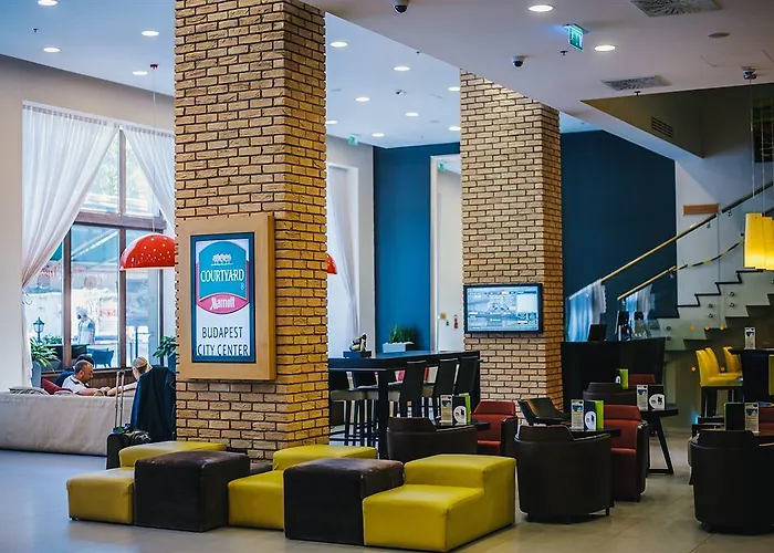 Courtyard By Marriott Center 4* בודפשט