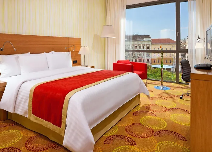 Courtyard By Marriott Center