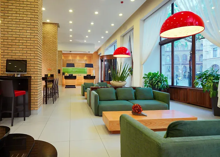 Courtyard By Marriott Center Hotel 4*