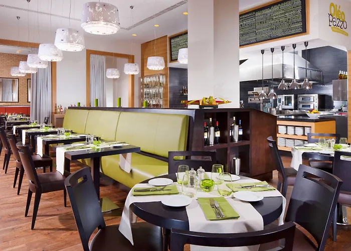 Courtyard By Marriott Center Hotel 4*