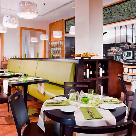 Courtyard By Marriott Center 4* Budapesta