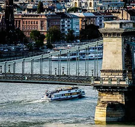 Hotel Courtyard By Marriott Center Budapesta